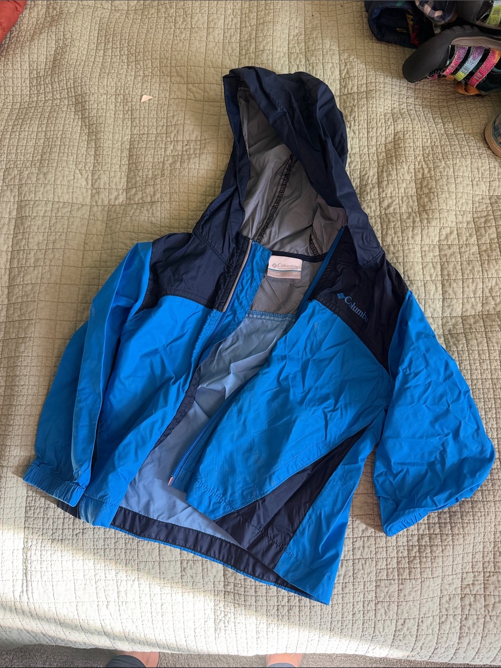 Columbia Kids Blue Hooded raincoat